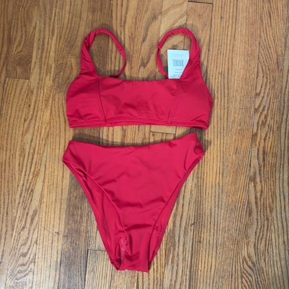 Andie Bikini Set Havana Top 90s High Waisted Bottom Cherry Red size XS NWT - Picture 4 of 9